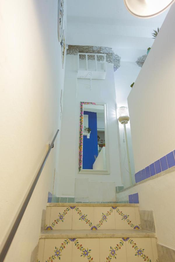 Ti Porto Al Centro Unforgettable Moments Apartment Salerno Bagian luar foto