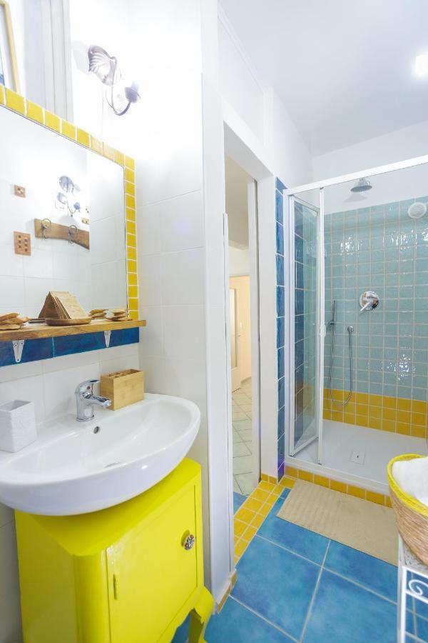 Ti Porto Al Centro Unforgettable Moments Apartment Salerno Bagian luar foto